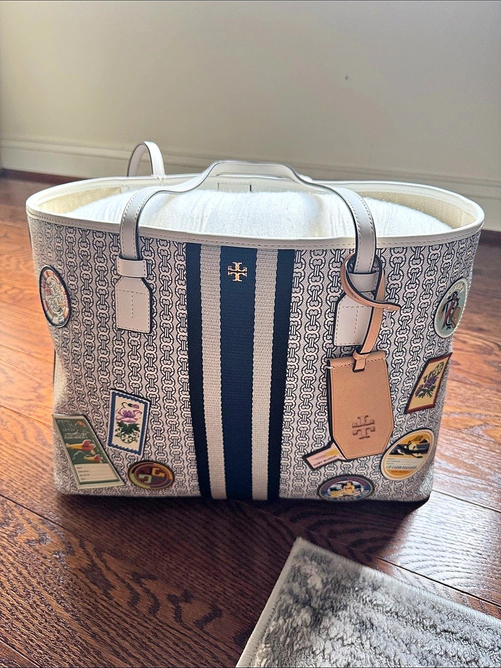 Tory Burch Gemini Link Canvas Patches Tote Canvas Tote in White & Black NWT